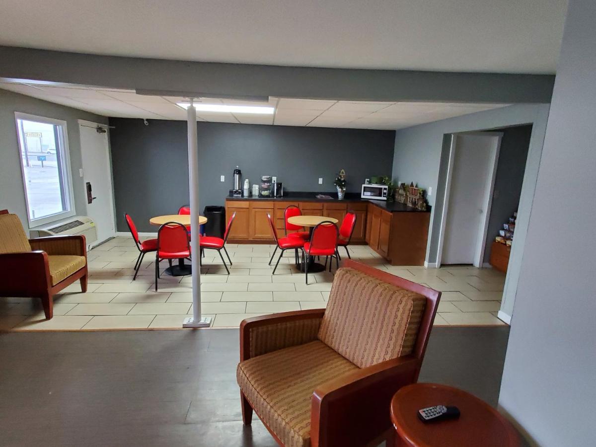 Rodeway Inn Brazil Ngoại thất bức ảnh