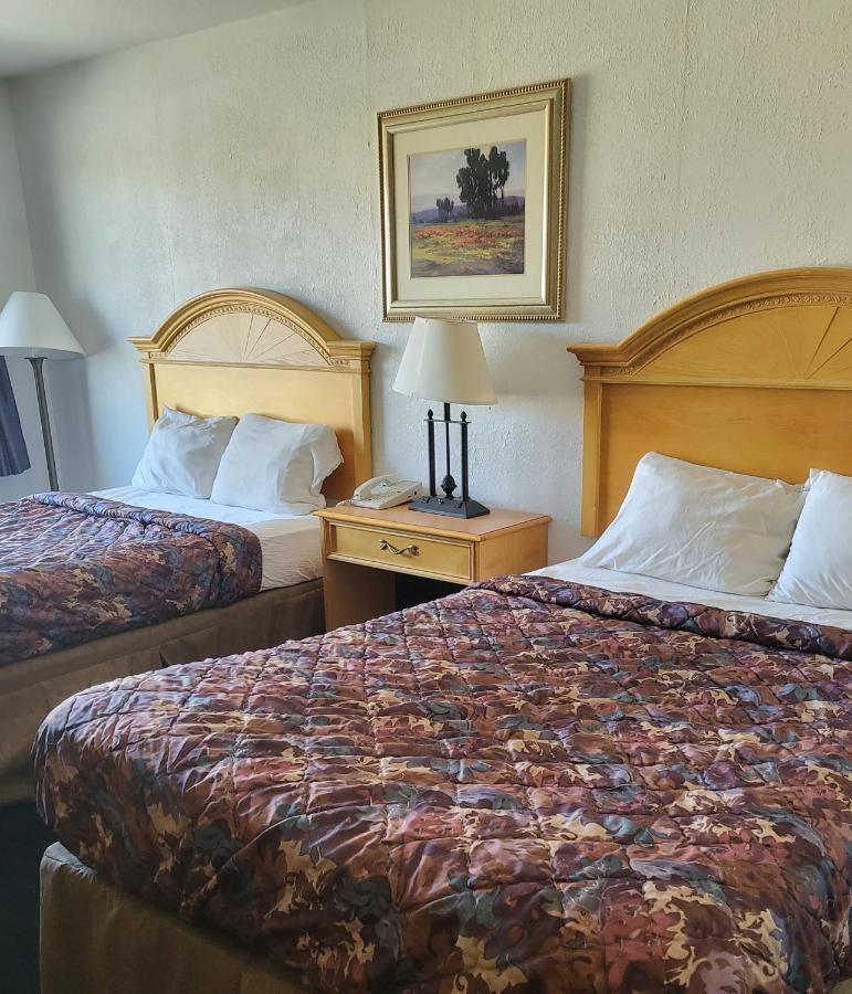 Rodeway Inn Brazil Ngoại thất bức ảnh