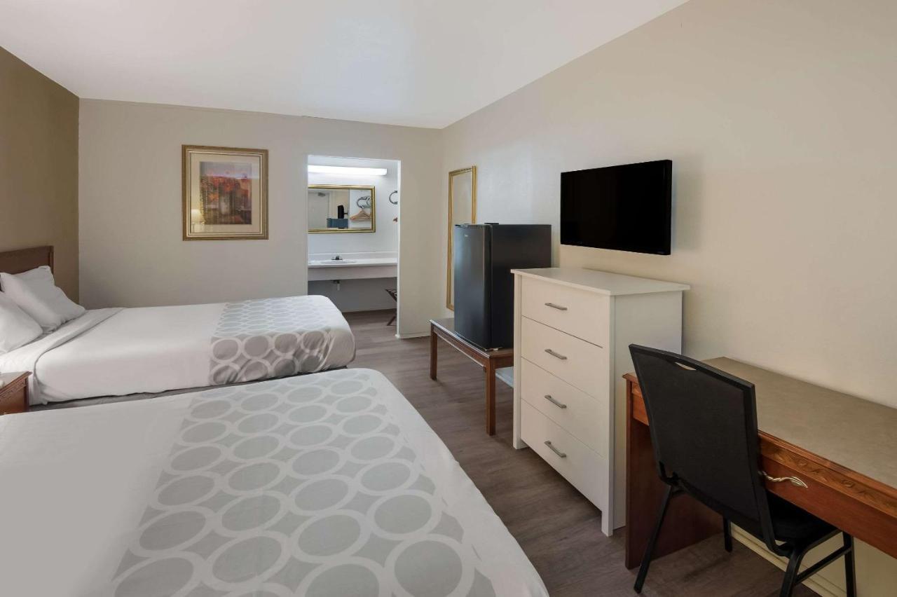Rodeway Inn Brazil Ngoại thất bức ảnh